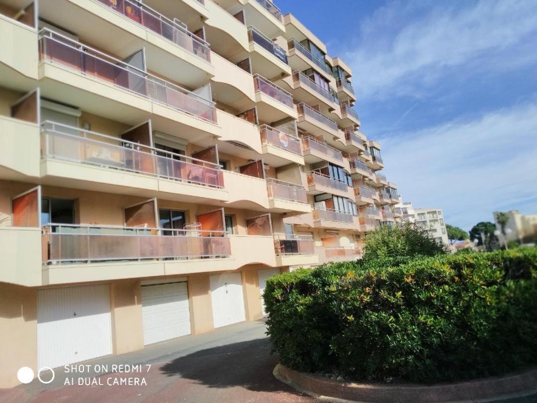 Appartement T2 Vue Mer Et Port,2 Balcons, Parking Prive Canet-en-Roussillon Exterior photo